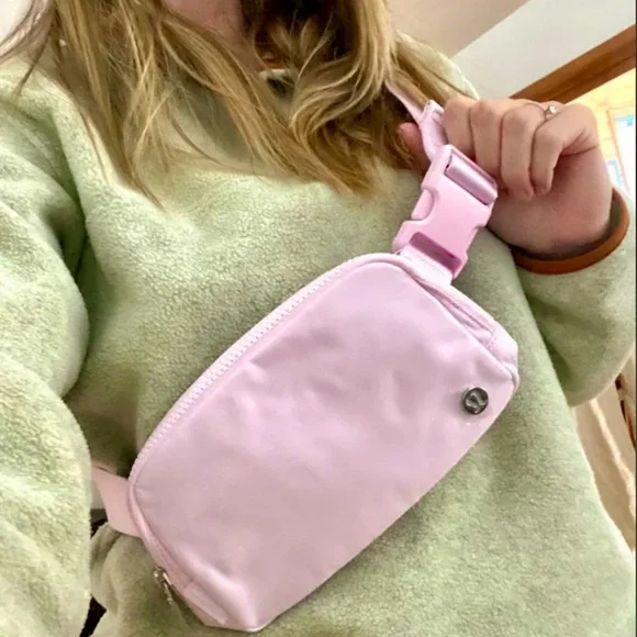 Lululemon Light Pink Everywhere Belt Bag 1L Travel Pouch Crossbody - Picture 7 of 8